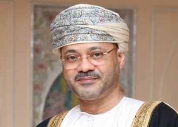 وزير الخارجية يُجري اتصالًا هاتفيًّا مع نظيره الأوكراني