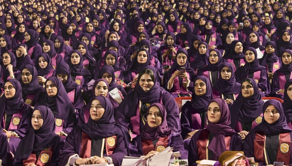 جامعة السلطان قابوس تحتفل غدًا بتخريج 1221 من طلبة الكليات العلمية 1 جامعة السلطان قابوس تحتفل غدًا بتخريج 1221 من طلبة الكليات العلمية