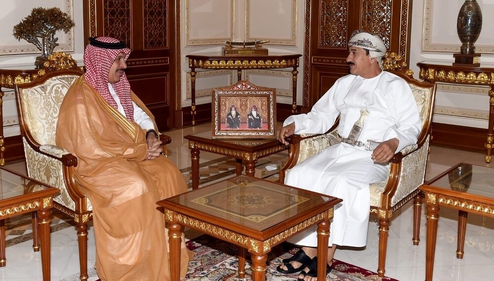 وزير المكتب السًُلطاني يستقبل سفيري السعودية و بنجلاديش