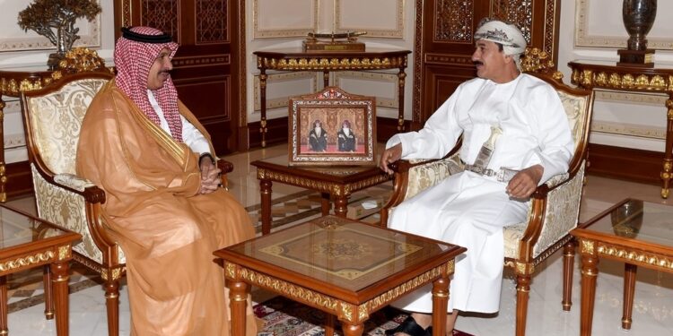 وزير المكتب السًُلطاني يستقبل سفيري السعودية و بنجلاديش 1 وزير المكتب السًُلطاني يستقبل سفيري السعودية و بنجلاديش