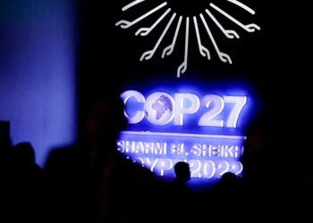 At COP27 climate talks, slow progress stokes worry over final deal