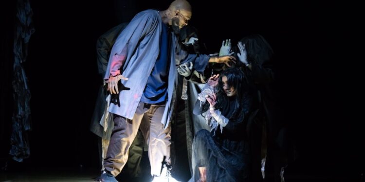 "أنصاف".. صراع بين الفناء والبقاء 1 “أنصاف”.. صراع بين الفناء والبقاء