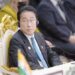 Japan, South Korea to resolve disputes 8 Japan, South Korea to resolve disputes