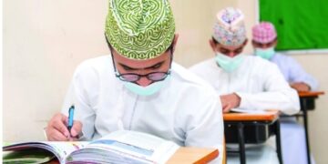 Schools told to stick to influenza guidelines