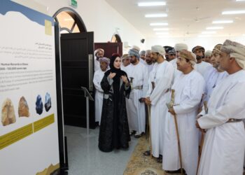1200 وثيقة تجسد حضارة عمان التاريخية في المعرض الوثائقي بمسندم 13 1200 وثيقة تجسد حضارة عمان التاريخية في المعرض الوثائقي بمسندم