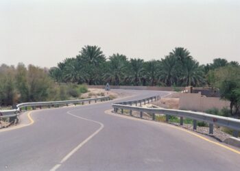 محافظة الداخلية: 47 مشروعا خدميا وتنمويا قيد التنفيذ 8 محافظة الداخلية: 47 مشروعا خدميا وتنمويا قيد التنفيذ