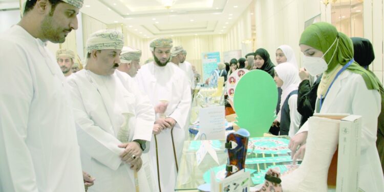 أوراق عمل ومعرض توعوي في ملتقى اليوم العالمي للسكري ببركاء