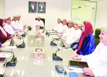 برامج التوعية والتثقيف في مجال حقوق الإنسان 2 برامج التوعية والتثقيف في مجال حقوق الإنسان