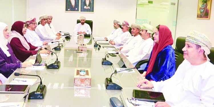 برامج التوعية والتثقيف في مجال حقوق الإنسان