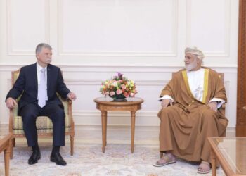 بحث مسارات جديدة للتعاون المشترك مع المجر