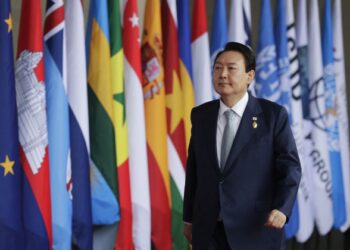South Korea urges bigger China role on North Korea