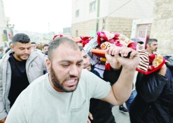 قتيلان إسرائيليان في هجوم للمقاومة بالضفة الغربية واستشهاد منفذ العملية