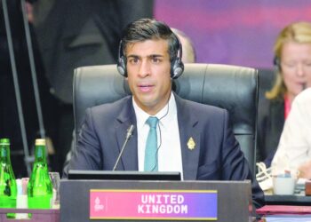 سوناك: أفعال روسيا تضعنا جميعا في خطر
بريطانيا تعتزم بناء خمس فرقاطات جديدة لتعزيز أمنها