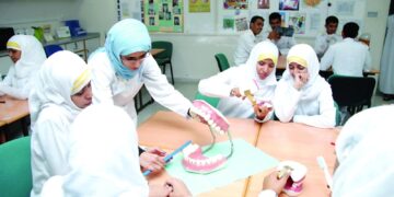 “الصحة” : كفاءات مؤهلة وموازنة تشغيلية وأجهزة متطورة للارتقاء بالخدمات الصحية