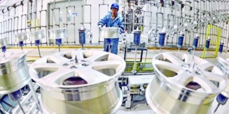 سلطنة عمان توسع قاعدة الصناعة والتصدير بحزمة مشروعات جديدة ومتطورة