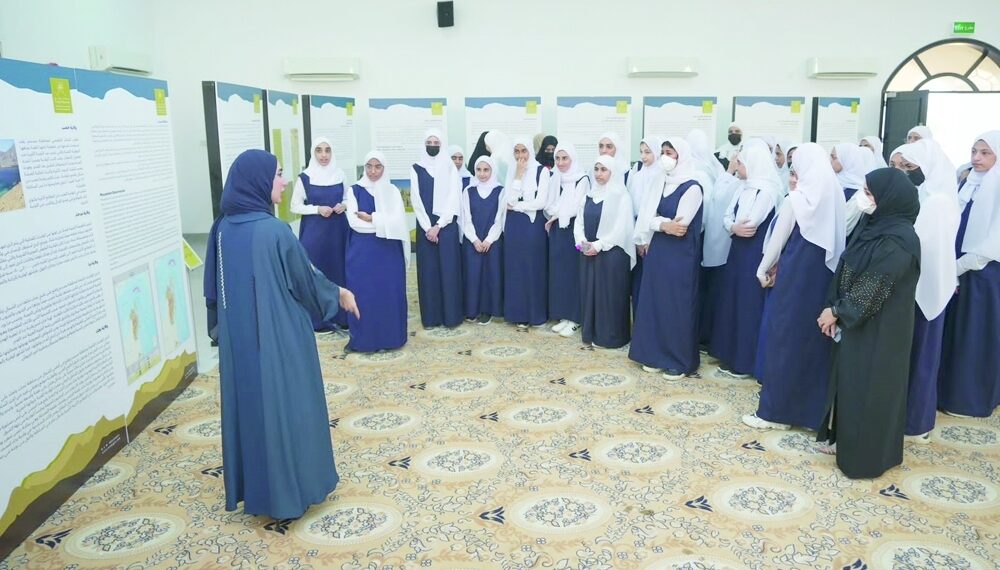إقبال كبير يشهده المعرض الوثائقي بمسندم