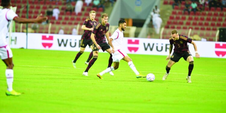 الأحمر يسطر ملحمة الإبداع الكروي ويحرج الألمان قبل المونديال 1 الأحمر يسطر ملحمة الإبداع الكروي ويحرج الألمان قبل المونديال