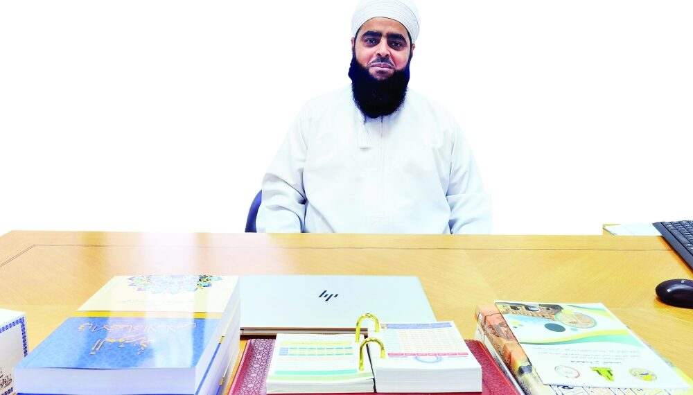 سعيد الريامي: المعاملة الحسنة أبرز العوامل التي تجعل الناس يتعرفون على جمال الإسلاموصل عدد الداخلين في الإسلام عام 2018م إلى 540 شخصا
فعالية “تعارف” تقام في شهر رمضان من كل عام لإيصال الرسالة الصحيحة عن الإسلام للمقيمين والزائرين