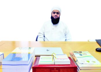 سعيد الريامي: المعاملة الحسنة أبرز العوامل التي تجعل الناس يتعرفون على جمال الإسلاموصل عدد الداخلين في الإسلام عام 2018م إلى 540 شخصا
فعالية “تعارف” تقام في شهر رمضان من كل عام لإيصال الرسالة الصحيحة عن الإسلام للمقيمين والزائرين