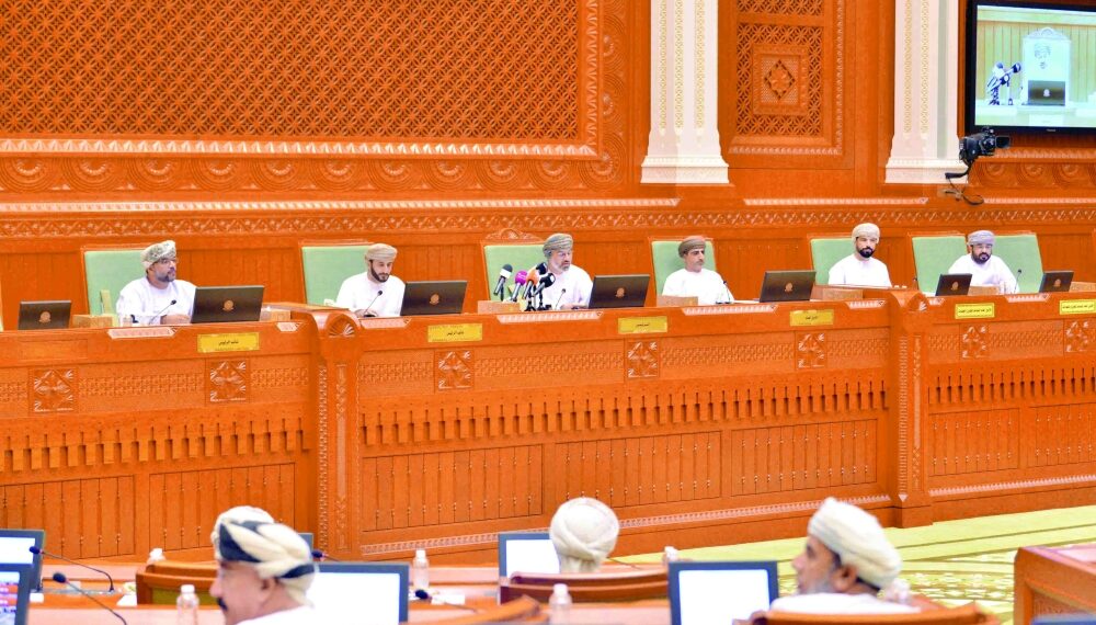 "مجلــس الشورى" يواكب التطلعات بإنجازات تشريعية وجهود تؤكد الشراكة الفاعلة مع الحكومة في ترجمة الرؤى والأولويات الوطنية في مختلف المجالات 1 “مجلــس الشورى” يواكب التطلعات بإنجازات تشريعية وجهود تؤكد الشراكة الفاعلة مع الحكومة في ترجمة الرؤى والأولويات الوطنية في مختلف المجالات