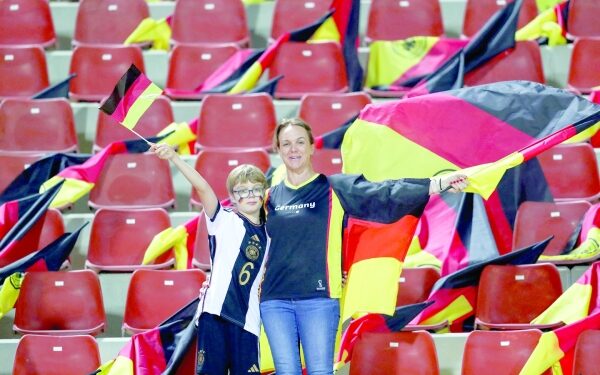 German dailies, websites highlight Oman friendly