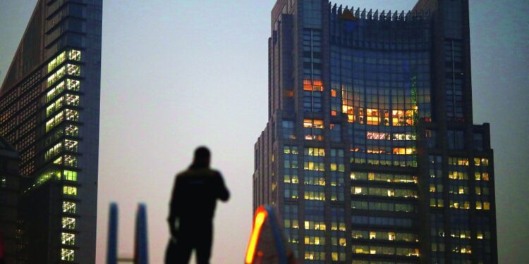 أزمة التضخم.. هل تعيد تشكيل خارطة أكبر الاقتصاديات العالمية؟ 1 أزمة التضخم.. هل تعيد تشكيل خارطة أكبر الاقتصاديات العالمية؟