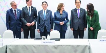 APEC summit disrupted by North Korean ICBM test 12 APEC summit disrupted by North Korean ICBM test