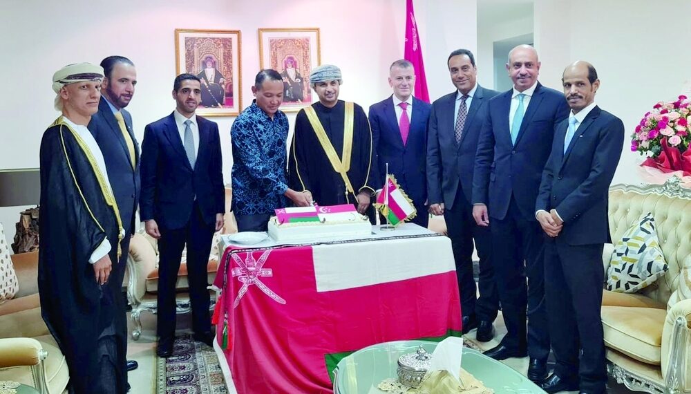 قنصلية سلطنة عمان في سنغافورة تحتفل بالعيد الوطني