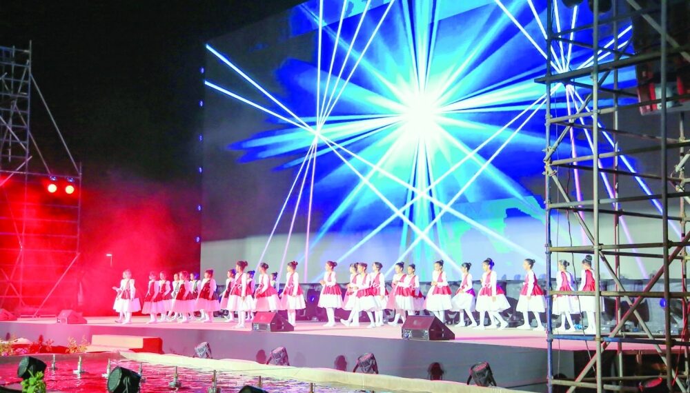 مهرجان صحار الأول.. 5 لوحات تجسد مستقبل عُمان المشرق 1 مهرجان صحار الأول.. 5 لوحات تجسد مستقبل عُمان المشرق