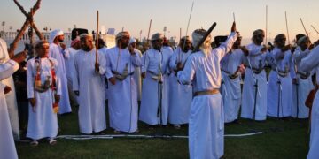 أهالي البريمي يعبرون عن ابتهاجهم بالعيد الوطني 52 المجيد