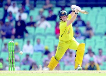 England implode to hand second ODI and series to Australia