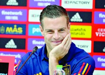 Azpilicueta excited by Spain's 'bold' youngsters
