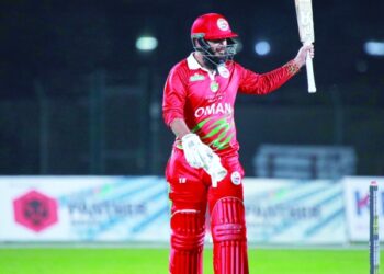 Maqsood dazzles in Oman win, Canada stay top
