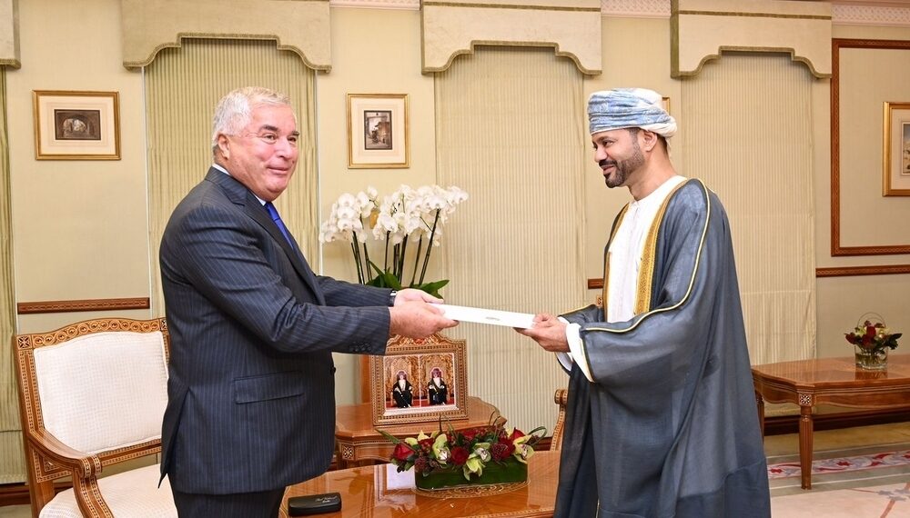 جلالة السلطان يتلقّى رسالة من رئيس طاجكستان