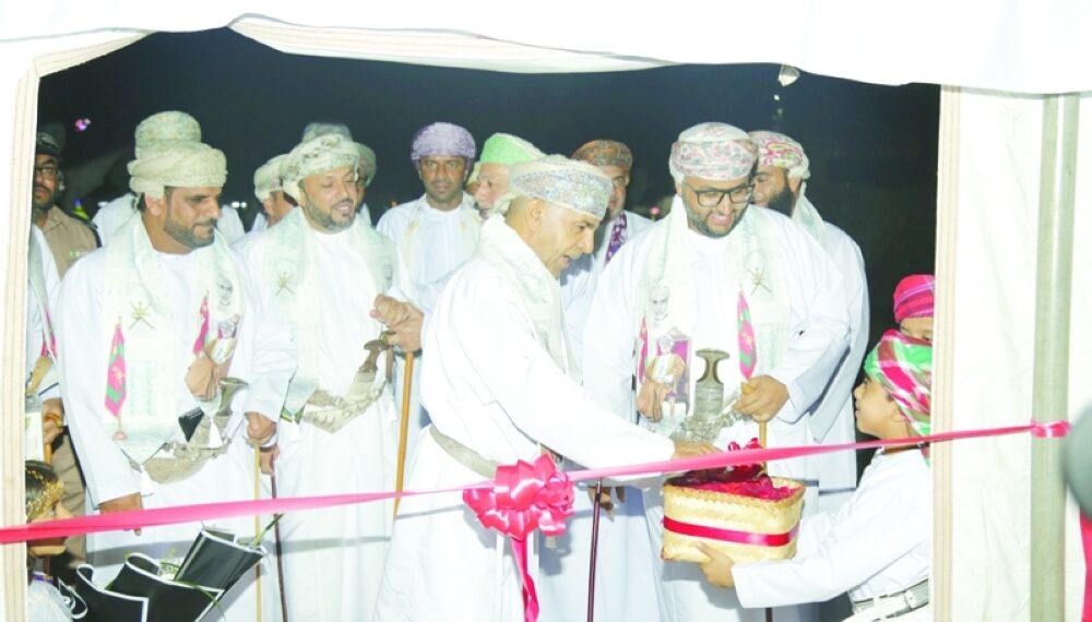 ملتقى لجنة الزكاة بالسيب يعزز العمل الخيري 1 ملتقى لجنة الزكاة بالسيب يعزز العمل الخيري