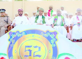 أفراح المواطنين تتواصل ابتهاجا بالعيد الوطني الـ 52 المجيد