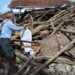 Aftershocks, heavy rain hamper Indonesia earthquake rescuers