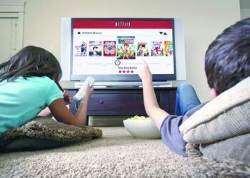 هل تشاهد فيلما اقترحه لك صديق؟