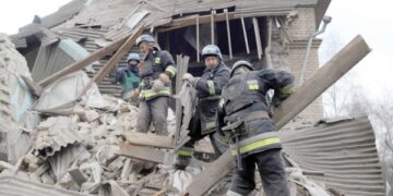 Russia fires missiles across Ukraine to knock out heat as severe winter looms