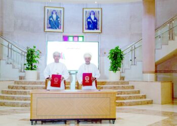 توفير فرص تدريبية لطلاب جامعة السلطان قابوس في عُمان للإبحار
