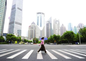الصين تعتزم إطلاق المزيد من إجراءات التحفيز النقدي بعد تدهور توقعات  نمو الاقتصاد
