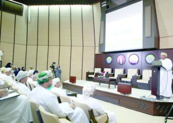 “الغرفة” تنظم لقاءات تعريفية للمترشحين لرئيس مجلس إدارة الغرفة ونائبيه لأول مرة