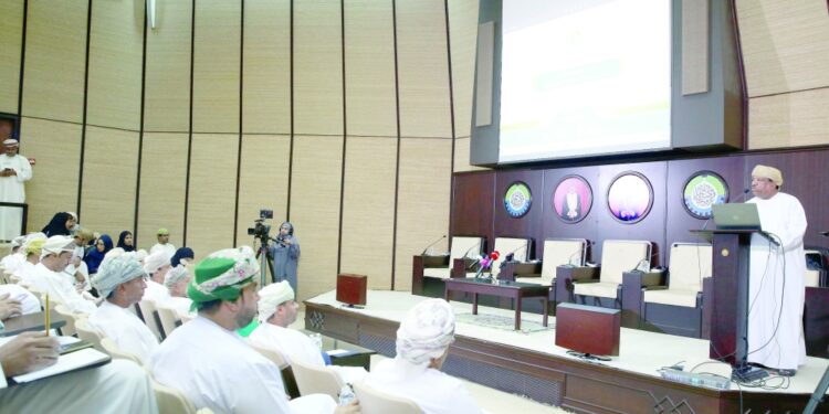 “الغرفة” تنظم لقاءات تعريفية للمترشحين لرئيس مجلس إدارة الغرفة ونائبيه لأول مرة