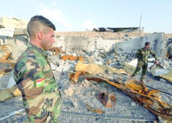 Iraq to redeploy federal forces along border with Iran and Turkey