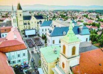 فسبرم المجرية .. العاصمة الثقافية لأوروبا في 2023