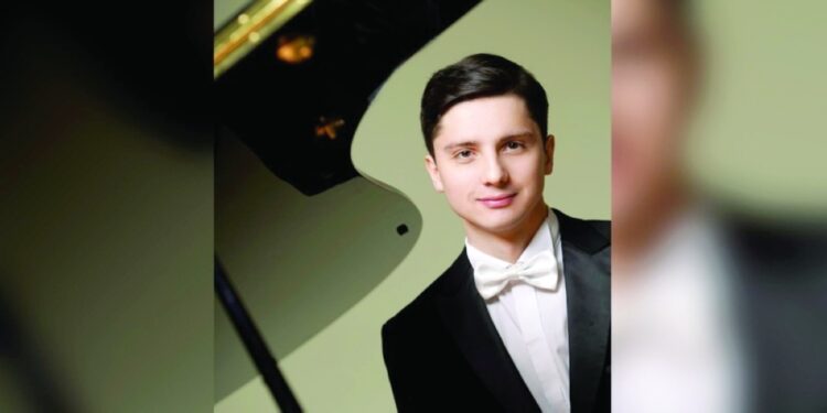 نيكولاي كوزنيتسوف في دار الأوبرا السلطانيّة مسقط 1 نيكولاي كوزنيتسوف في دار الأوبرا السلطانيّة مسقط