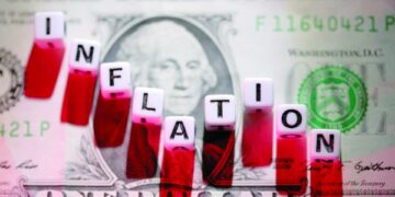 Dollar hovers near 3-month low on Fed rates prospects