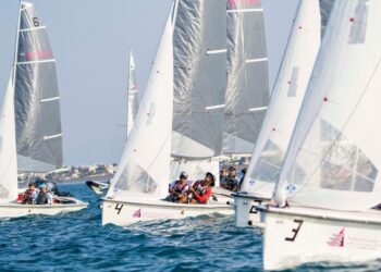 Low winds prove challenging at RS Venture Connect