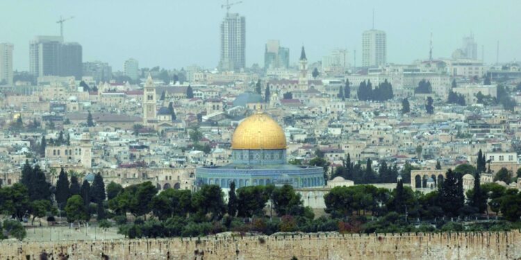 حكومة الاحتلال تزداد تطرفا والسلطة الفلسطينية تحذر من نتائج كارثية 1 حكومة الاحتلال تزداد تطرفا والسلطة الفلسطينية تحذر من نتائج كارثية