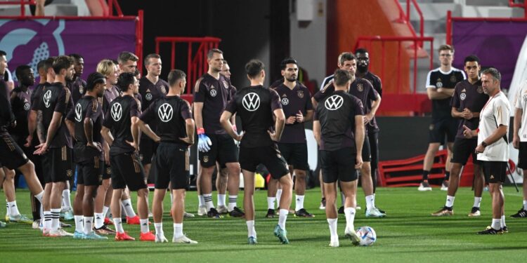 ألمانيا لتجنب سيناريو 2018 وإسبانيا واليابان في موقف مريح 1 ألمانيا لتجنب سيناريو 2018 وإسبانيا واليابان في موقف مريح